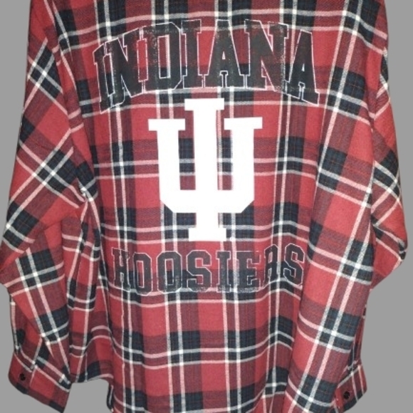 Red Plaid ladies Shirt - Picture 3 of 4